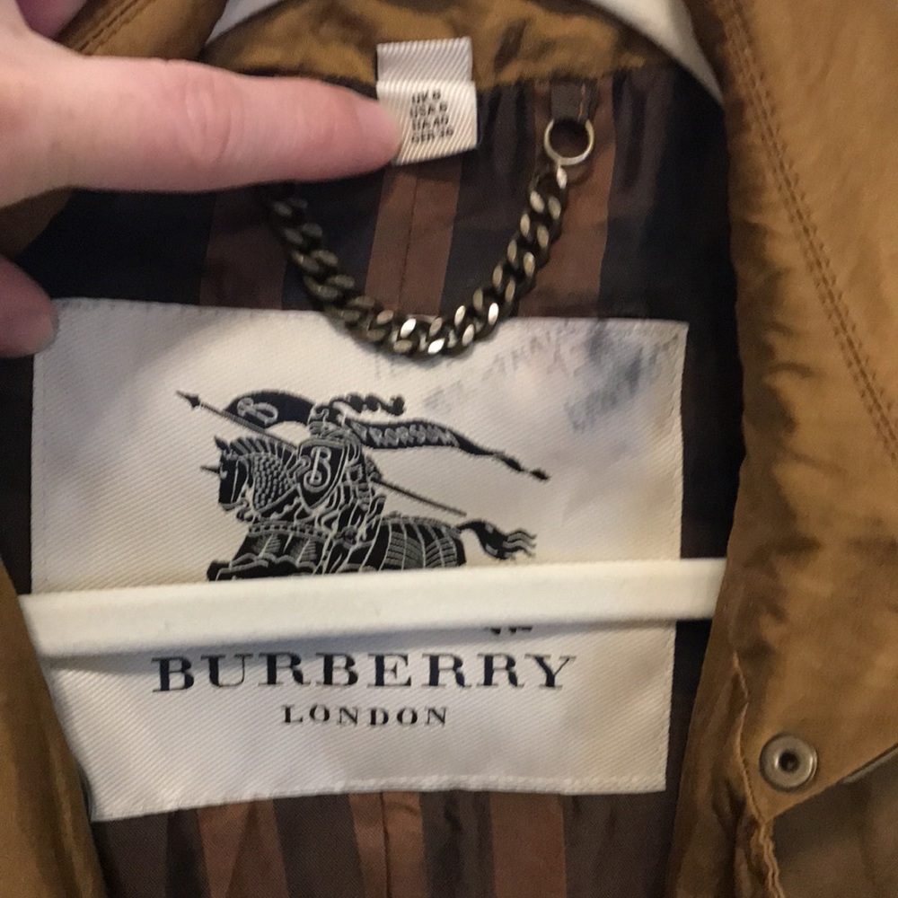 💥sold 💥BURBERRY Iridescent Trench Coat - (size US6) - Picture 17 of 17